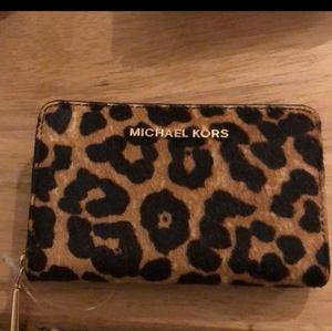 Leopard michael kors wallet